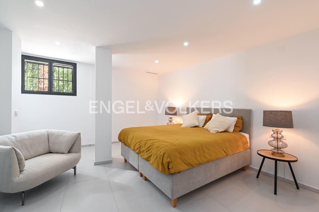 9 makuuhuone Huvila myytävänä paikassa Benissa mukana uima-altaan 
autotalli - 4 200 000 € (Ref: 9175587)