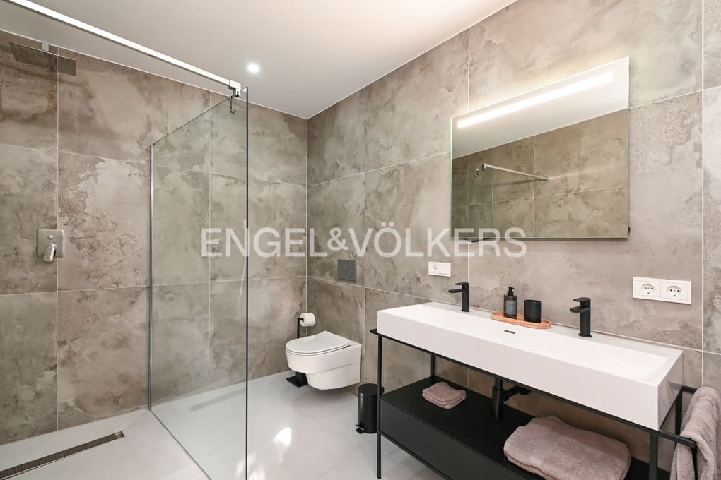 9 makuuhuone Huvila myytävänä paikassa Benissa mukana uima-altaan 
autotalli - 4 200 000 € (Ref: 9175587)