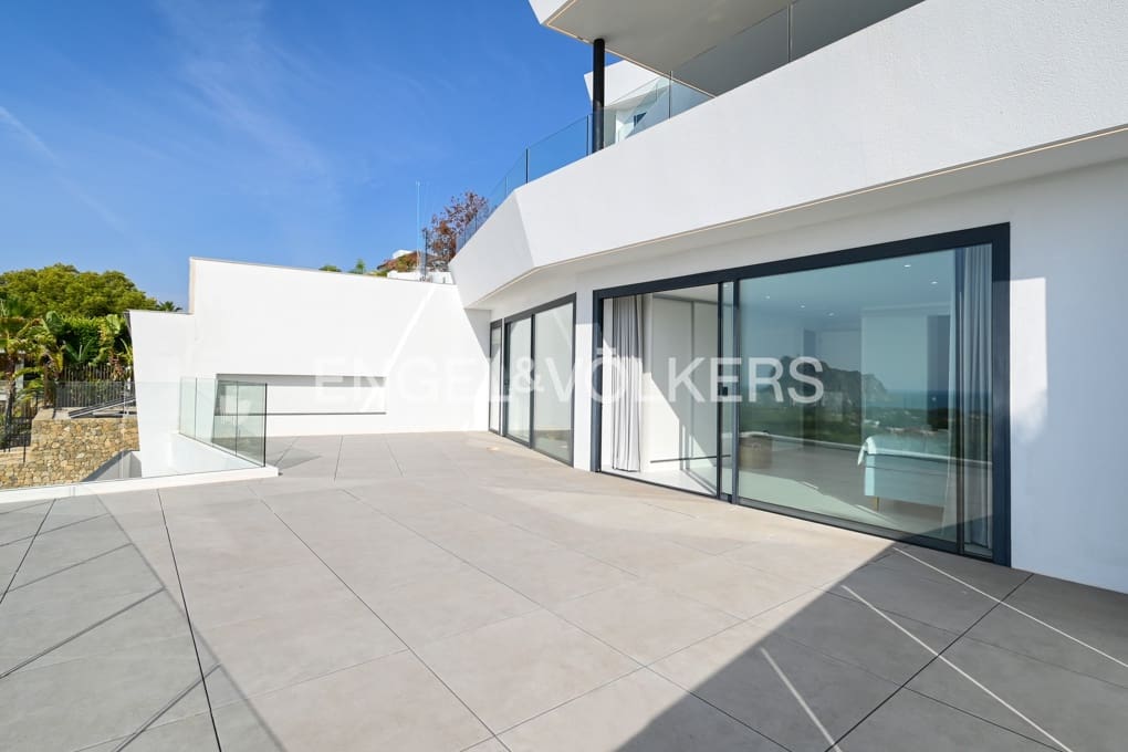 9 makuuhuone Huvila myytävänä paikassa Benissa mukana uima-altaan 
autotalli - 4 200 000 € (Ref: 9175587)