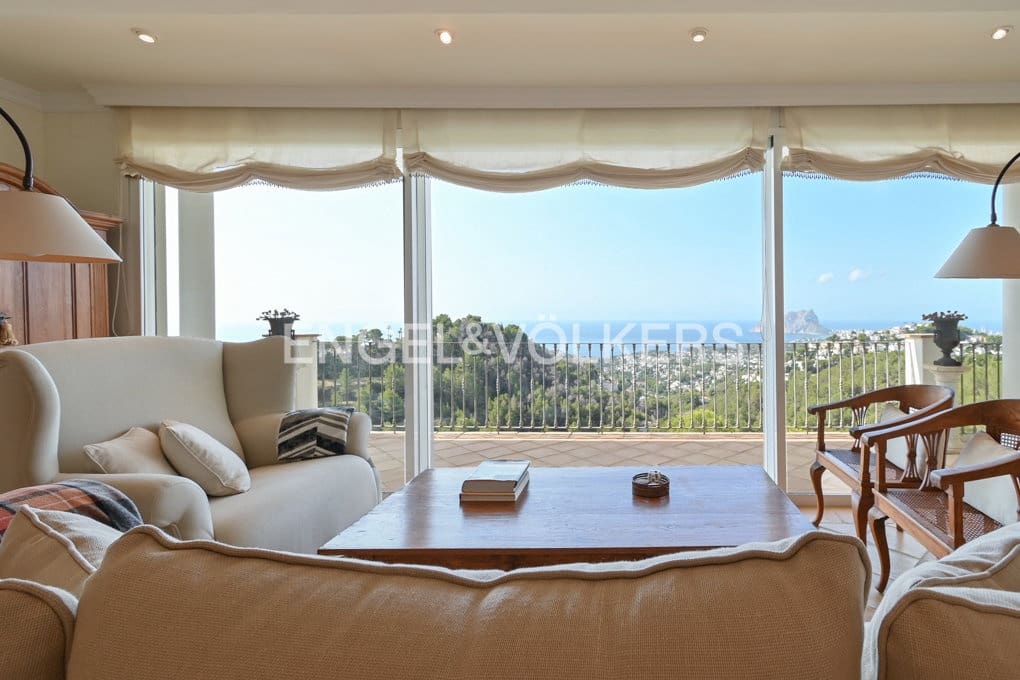 4 Zimmer Villa zu verkaufen in Moraira mit Pool Garage - 1.999.000 € (Ref: 9186498)