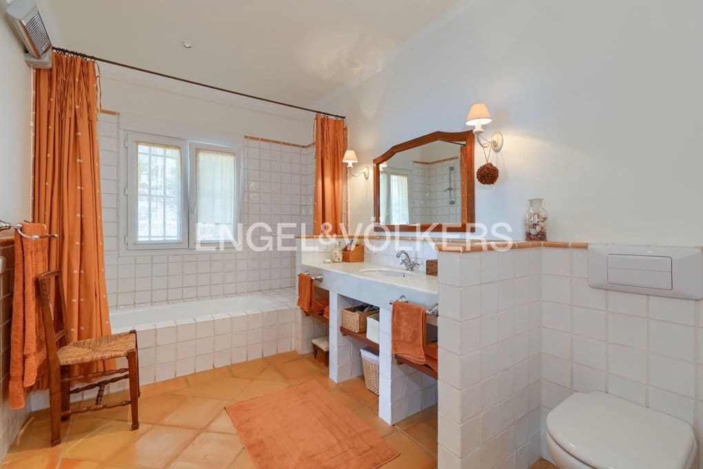 4 Zimmer Villa zu verkaufen in Moraira mit Pool Garage - 1.999.000 € (Ref: 9186498)