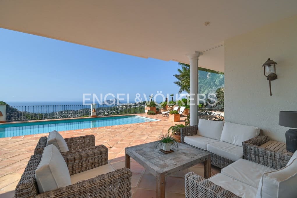 4 Zimmer Villa zu verkaufen in Moraira mit Pool Garage - 1.999.000 € (Ref: 9186498)