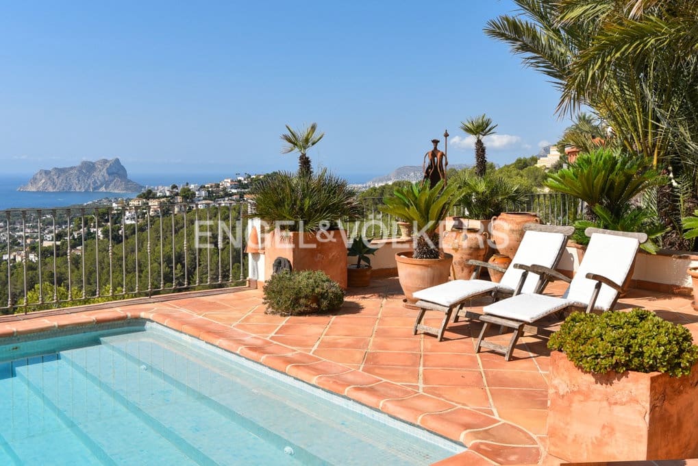 4 Zimmer Villa zu verkaufen in Moraira mit Pool Garage - 1.999.000 € (Ref: 9186498)