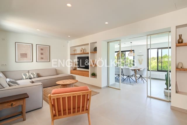 5 soveværelse Villa til salg i Moraira, Teulada-Moraira med swimmingpool garage - € 1.849.000 (Ref: 9207774)