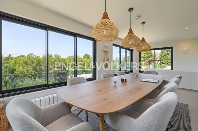 5 soveværelse Villa til salg i Moraira, Teulada-Moraira med swimmingpool garage - € 1.849.000 (Ref: 9207774)