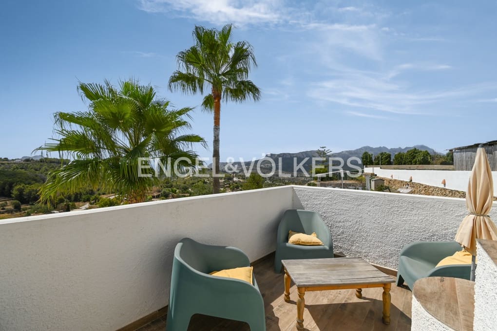 7 makuuhuone Maalaistalo myytävänä paikassa Benissa mukana uima-altaan 
autotalli - 1 349 000 € (Ref: 9216795)