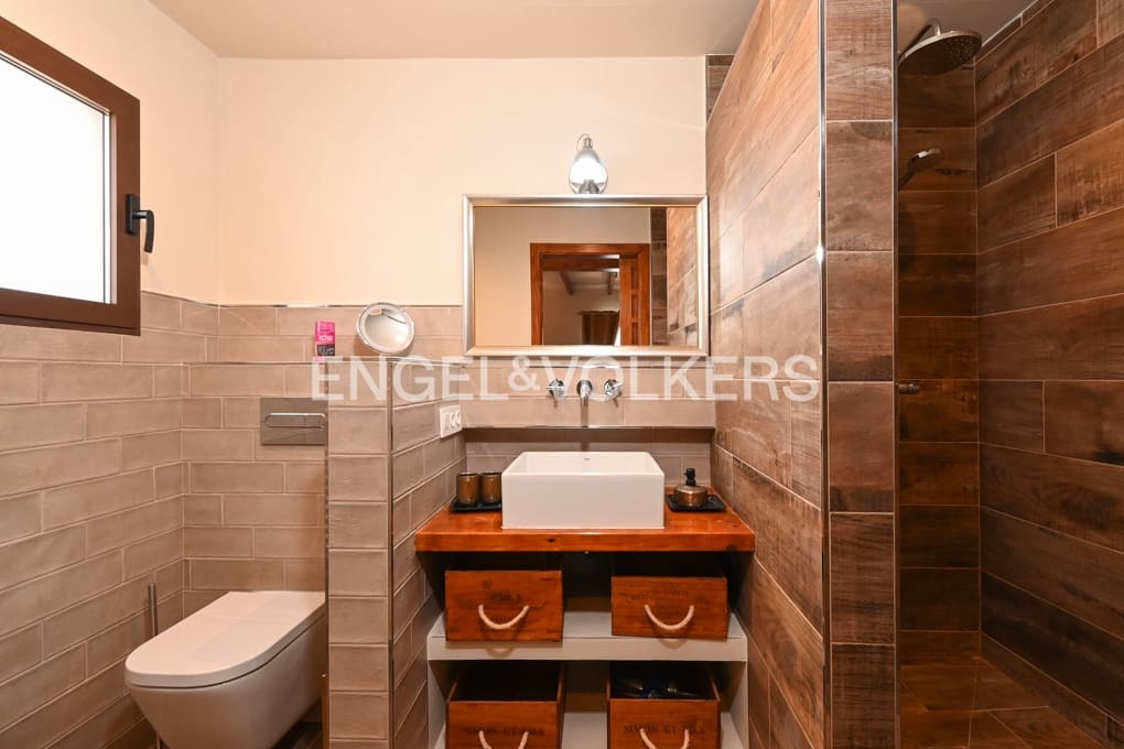 7 makuuhuone Maalaistalo myytävänä paikassa Benissa mukana uima-altaan 
autotalli - 1 349 000 € (Ref: 9216795)