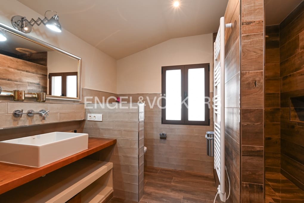 7 makuuhuone Maalaistalo myytävänä paikassa Benissa mukana uima-altaan 
autotalli - 1 349 000 € (Ref: 9216795)