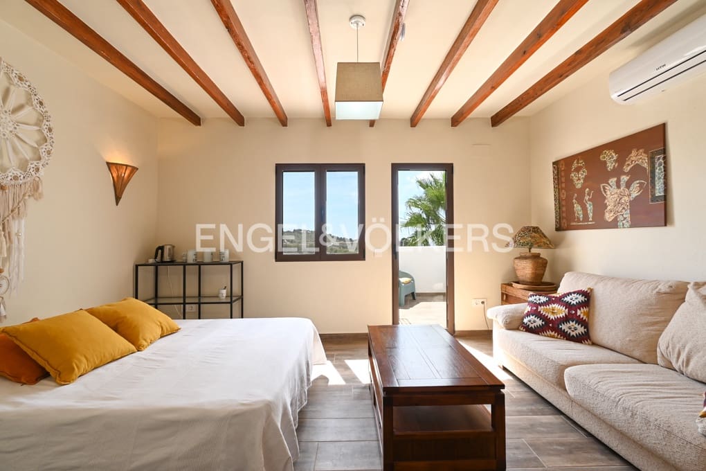 7 makuuhuone Maalaistalo myytävänä paikassa Benissa mukana uima-altaan 
autotalli - 1 349 000 € (Ref: 9216795)