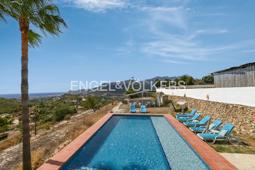 7 makuuhuone Maalaistalo myytävänä paikassa Benissa mukana uima-altaan 
autotalli - 1 349 000 € (Ref: 9216795)