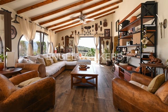 7 makuuhuone Maalaistalo myytävänä paikassa Benissa mukana uima-altaan 
autotalli - 1 349 000 € (Ref: 9216795)