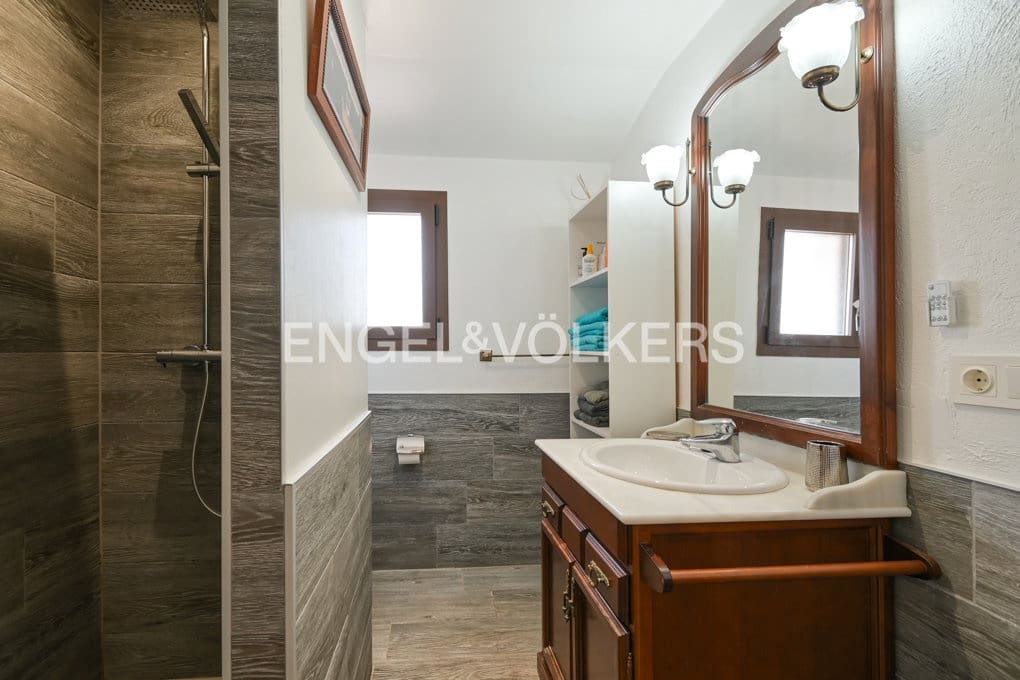 7 bedroom Finca/Country House for sale in Benissa with pool garage - € 1,349,000 (Ref: 9216795)