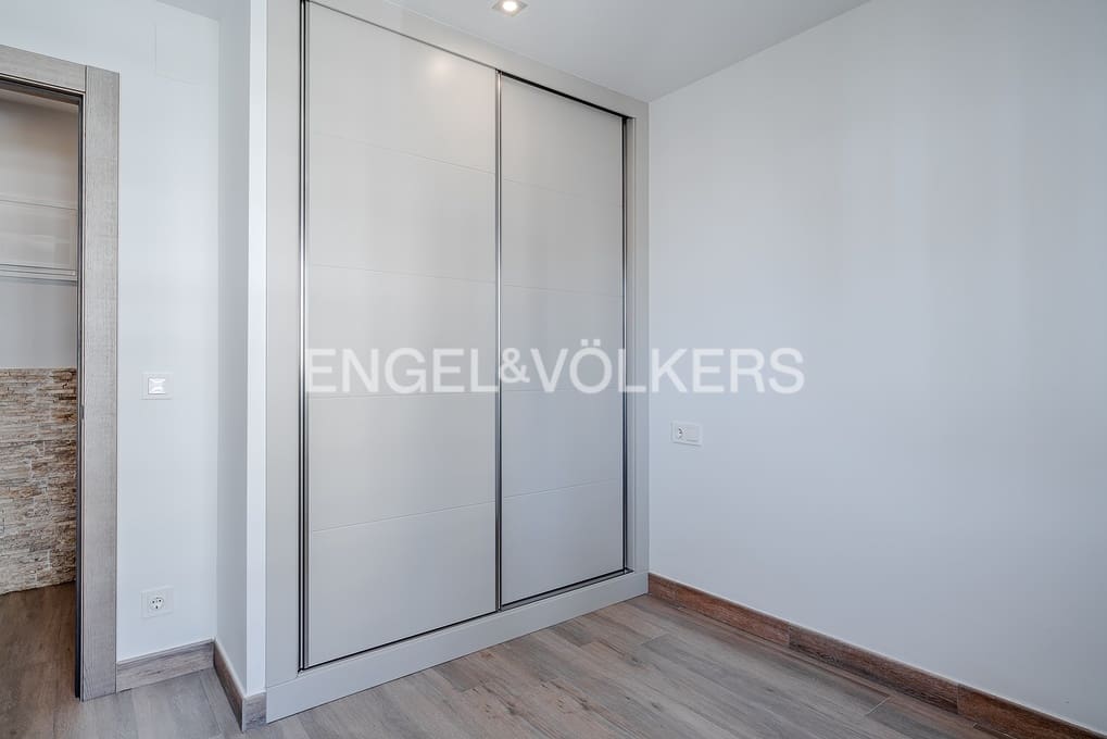 3 makuuhuone Huoneisto myytävänä paikassa Calpe / Calp mukana uima-altaan 
autotalli - 875 000 € (Ref: 9239481)