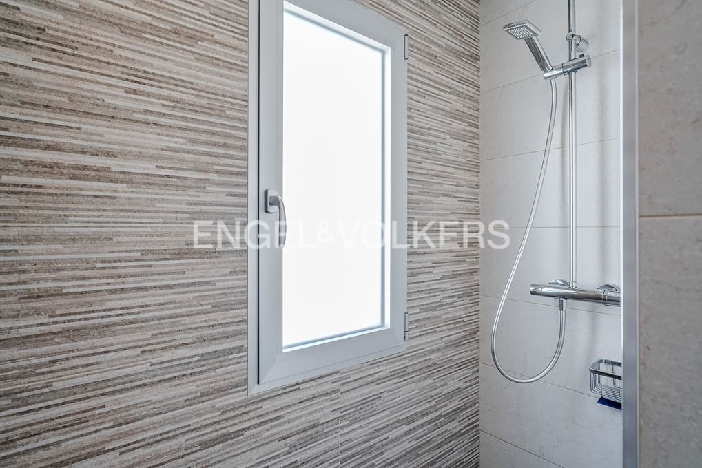 3 makuuhuone Huoneisto myytävänä paikassa Calpe / Calp mukana uima-altaan 
autotalli - 875 000 € (Ref: 9239481)