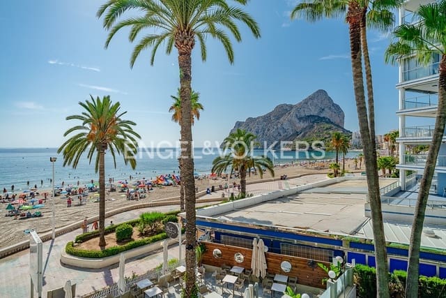 3 makuuhuone Huoneisto myytävänä paikassa Calpe / Calp mukana uima-altaan 
autotalli - 875 000 € (Ref: 9239481)