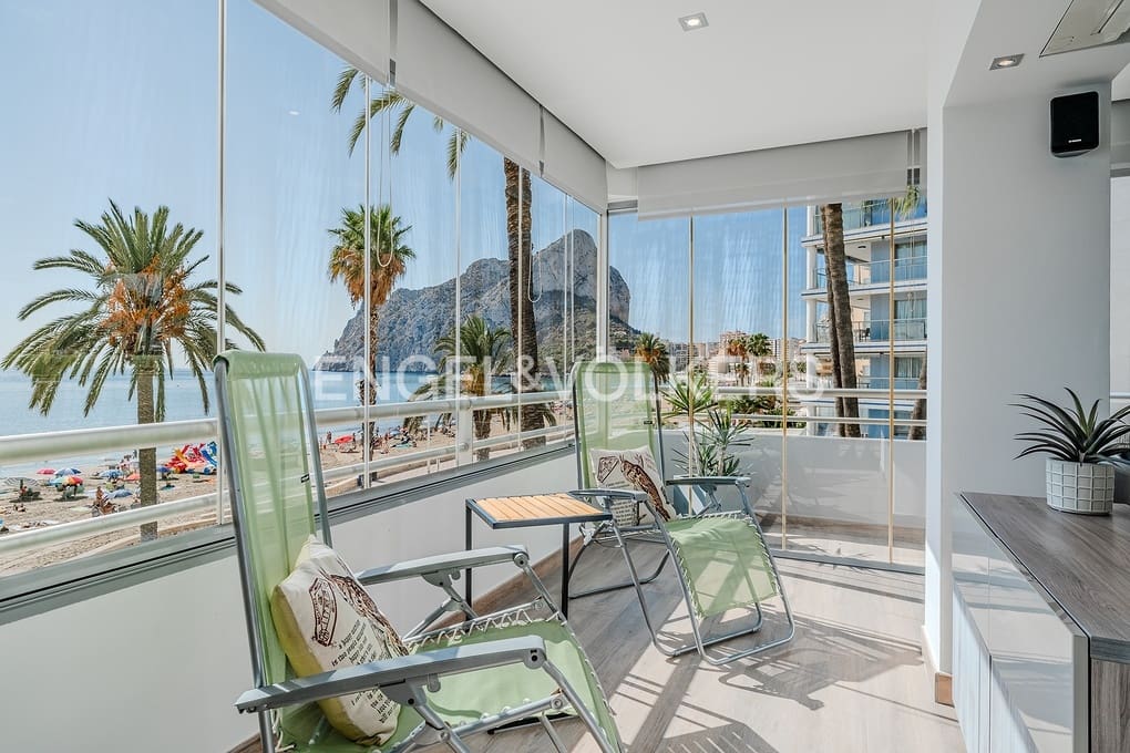 3 makuuhuone Huoneisto myytävänä paikassa Calpe / Calp mukana uima-altaan 
autotalli - 875 000 € (Ref: 9239481)