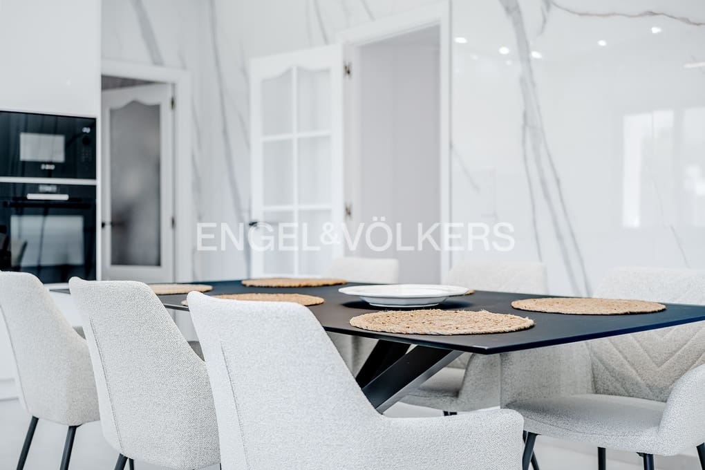 6 soveværelse Villa til salg i Calpe / Calp med swimmingpool garage - € 1.650.000 (Ref: 9241963)