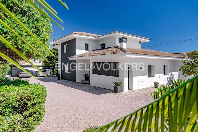 6 soveværelse Villa til salg i Calpe / Calp med swimmingpool garage - € 1.650.000 (Ref: 9241963)