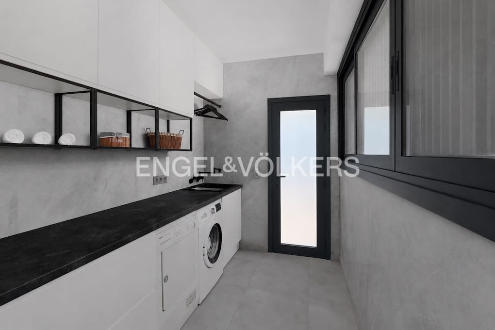 6 sypialnia Willa na sprzedaż w Calpe / Calp z basenem garażem - 1 650 000 € (Ref: 9241963)