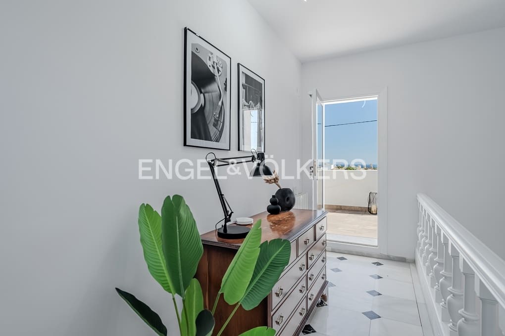 6 sypialnia Willa na sprzedaż w Calpe / Calp z basenem garażem - 1 650 000 € (Ref: 9241963)
