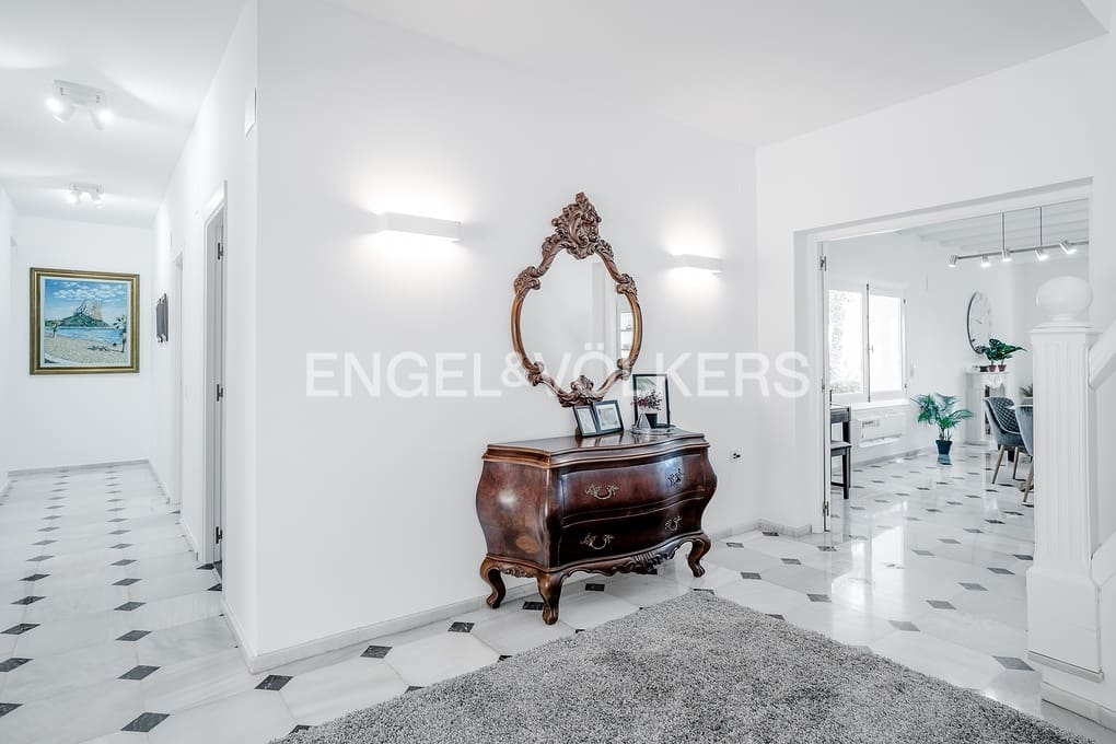 6 sypialnia Willa na sprzedaż w Calpe / Calp z basenem garażem - 1 650 000 € (Ref: 9241963)