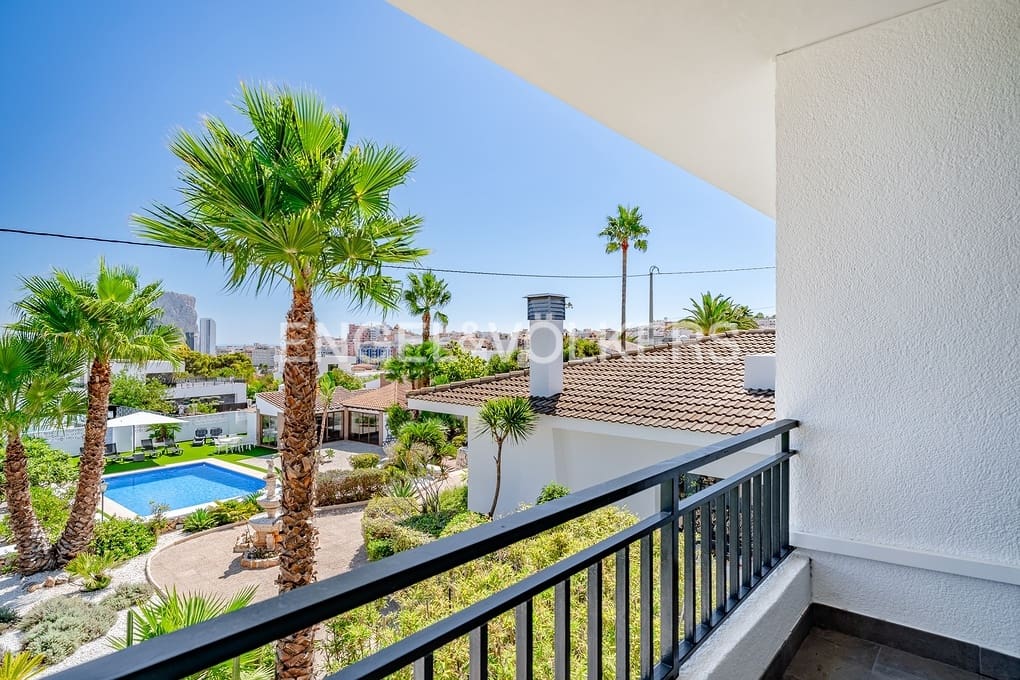 6 sypialnia Willa na sprzedaż w Calpe / Calp z basenem garażem - 1 650 000 € (Ref: 9241963)