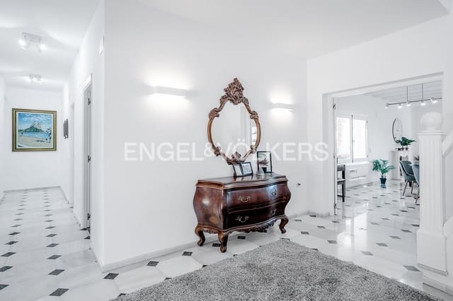6 soverom Villa til salgs i Pueblo, Calpe / Calp med svømmebasseng garasje - € 1 650 000 (Ref: 9241963)