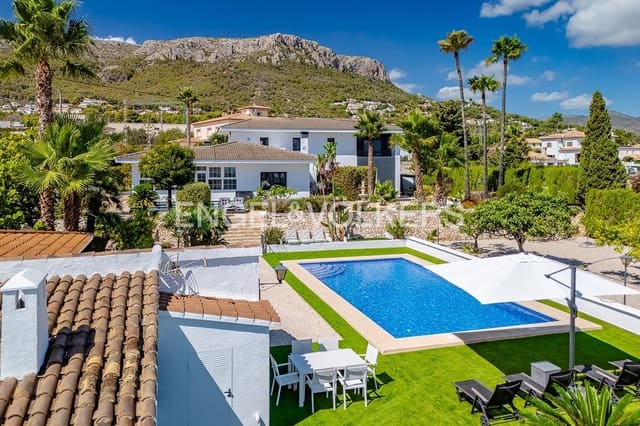 6 soverom Villa til salgs i Pueblo, Calpe / Calp med svømmebasseng garasje - € 1 650 000 (Ref: 9241963)