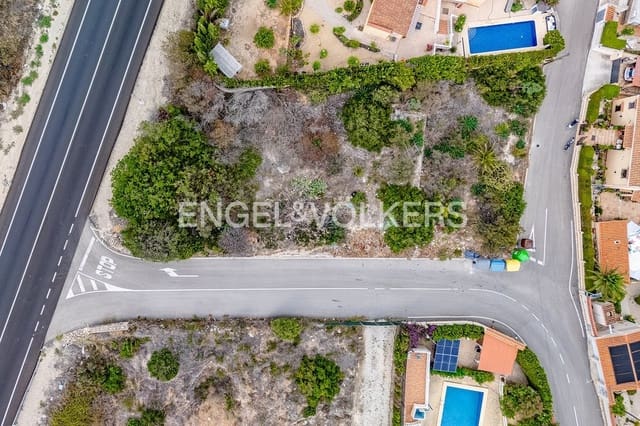 Grunde uden byggetilladelser til salg i Pueblo, Calpe / Calp - € 220.000 (Ref: 9263525)