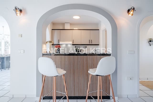 3 Zimmer Villa zu verkaufen in Calpe / Calp mit Pool Garage - 615.000 € (Ref: 9302784)