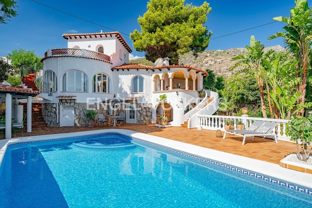 3 Zimmer Villa zu verkaufen in Calpe / Calp mit Pool Garage - 615.000 € (Ref: 9302784)