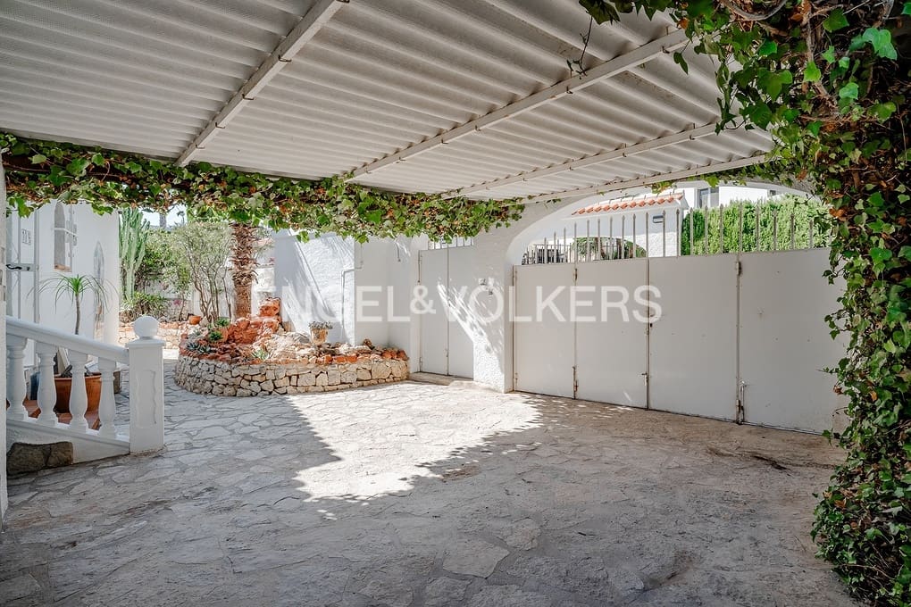 3 Zimmer Villa zu verkaufen in Calpe / Calp mit Pool Garage - 615.000 € (Ref: 9302784)