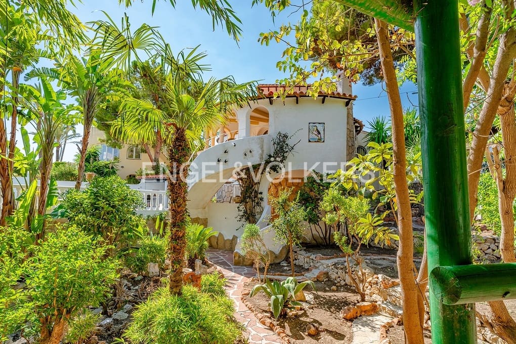 3 Zimmer Villa zu verkaufen in Calpe / Calp mit Pool Garage - 615.000 € (Ref: 9302784)