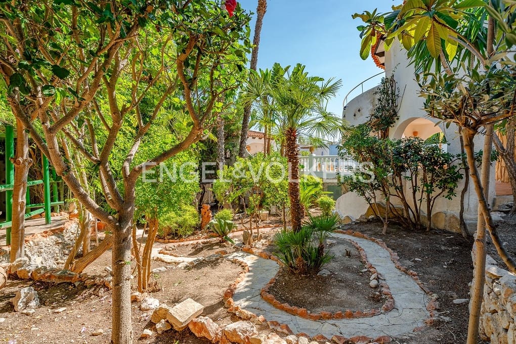 3 Zimmer Villa zu verkaufen in Calpe / Calp mit Pool Garage - 615.000 € (Ref: 9302784)