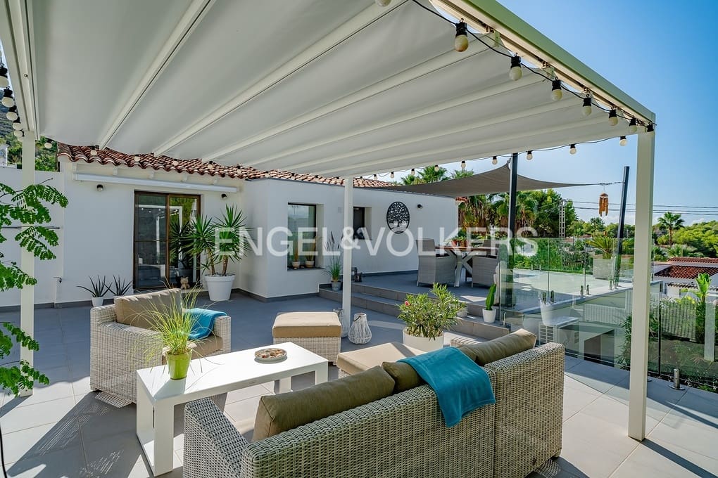 4 camera da letto Villa in vendita in Moraira con piscina garage - 795.000 € (Rif: 9309320)