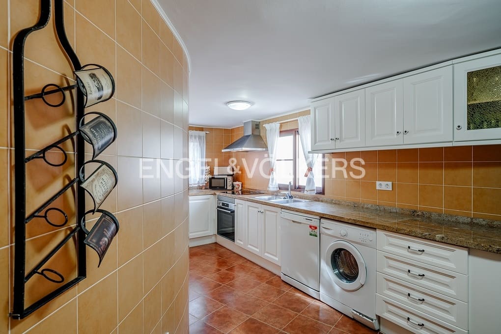 Chalet de 4 habitaciones en Calpe / Calp en venta con piscina garaje - 840.000 € (Ref: 9312091)