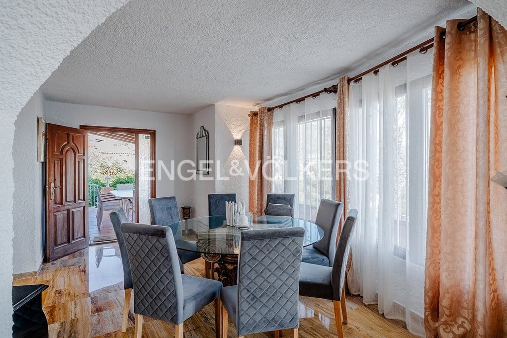 4 sypialnia Willa na sprzedaż w Calpe / Calp z basenem garażem - 790 000 € (Ref: 9312091)
