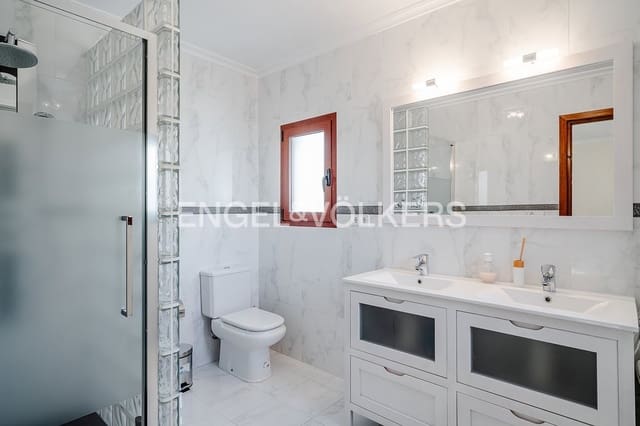 4 camera da letto Villa in vendita in Pueblo, Calpe / Calp con piscina garage - 790.000 € (Rif: 9312091)