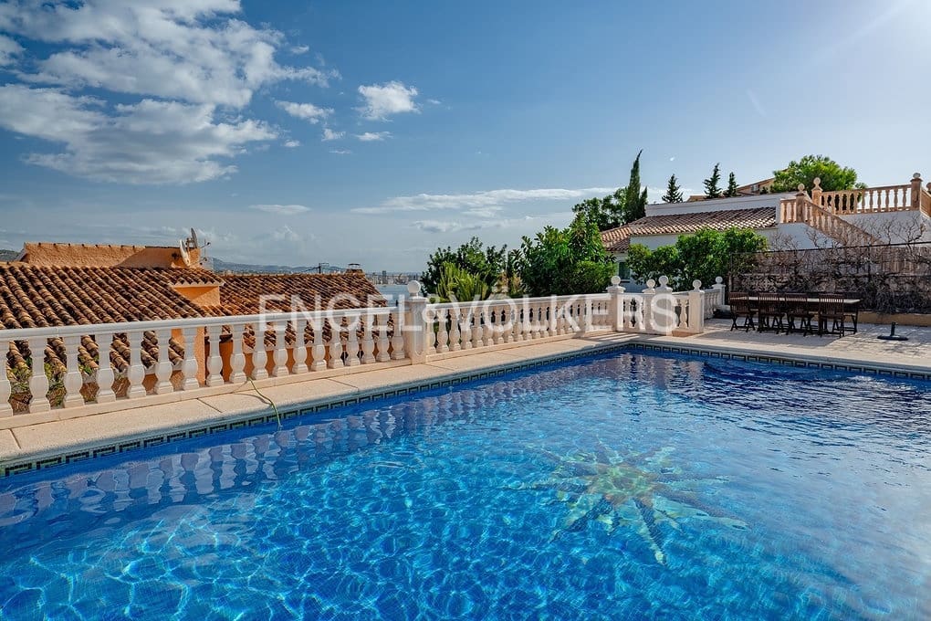 4 sypialnia Willa na sprzedaż w Calpe / Calp z basenem garażem - 790 000 € (Ref: 9312091)