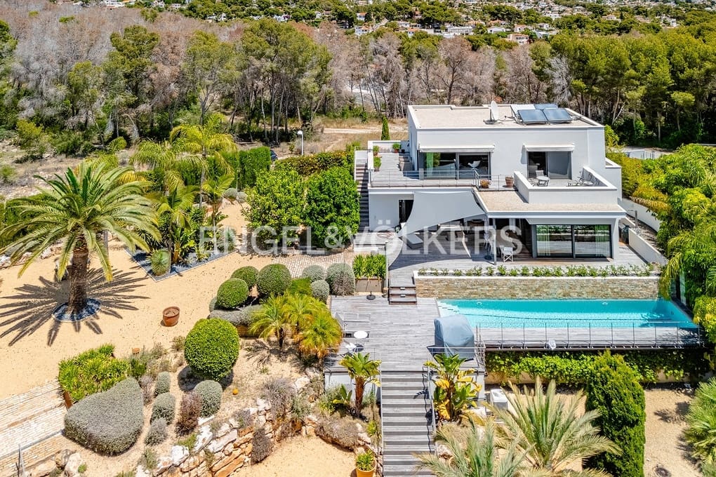 4 makuuhuone Huvila myytävänä paikassa Benissa mukana uima-altaan 
autotalli - 1 950 000 € (Ref: 9316009)