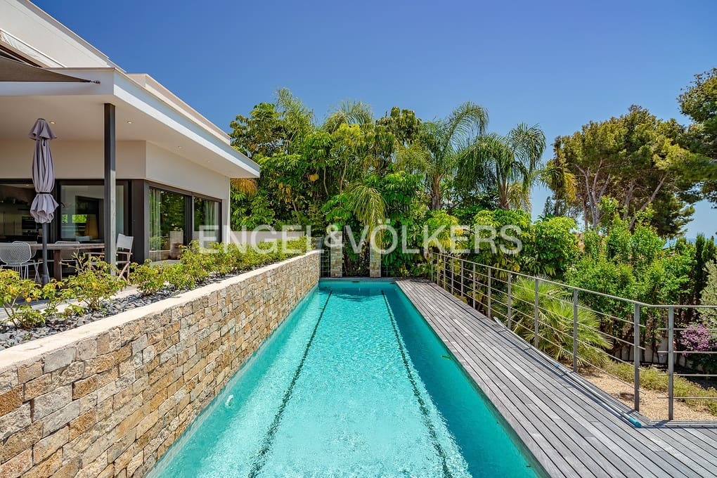 4 makuuhuone Huvila myytävänä paikassa Benissa mukana uima-altaan 
autotalli - 1 950 000 € (Ref: 9316009)