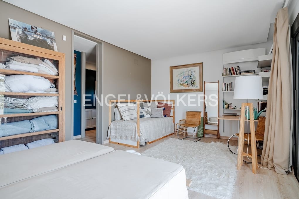 4 makuuhuone Huvila myytävänä paikassa Benissa mukana uima-altaan 
autotalli - 1 950 000 € (Ref: 9316009)