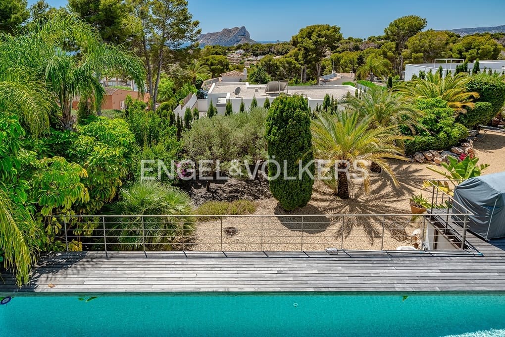 4 makuuhuone Huvila myytävänä paikassa Benissa mukana uima-altaan 
autotalli - 1 950 000 € (Ref: 9316009)