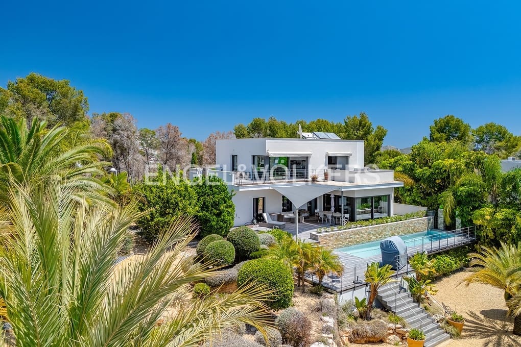 4 makuuhuone Huvila myytävänä paikassa Benissa mukana uima-altaan 
autotalli - 1 950 000 € (Ref: 9316009)