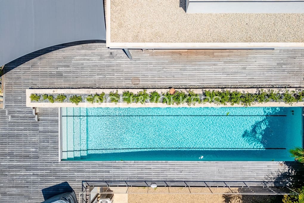 4 makuuhuone Huvila myytävänä paikassa Benissa mukana uima-altaan 
autotalli - 1 950 000 € (Ref: 9316009)