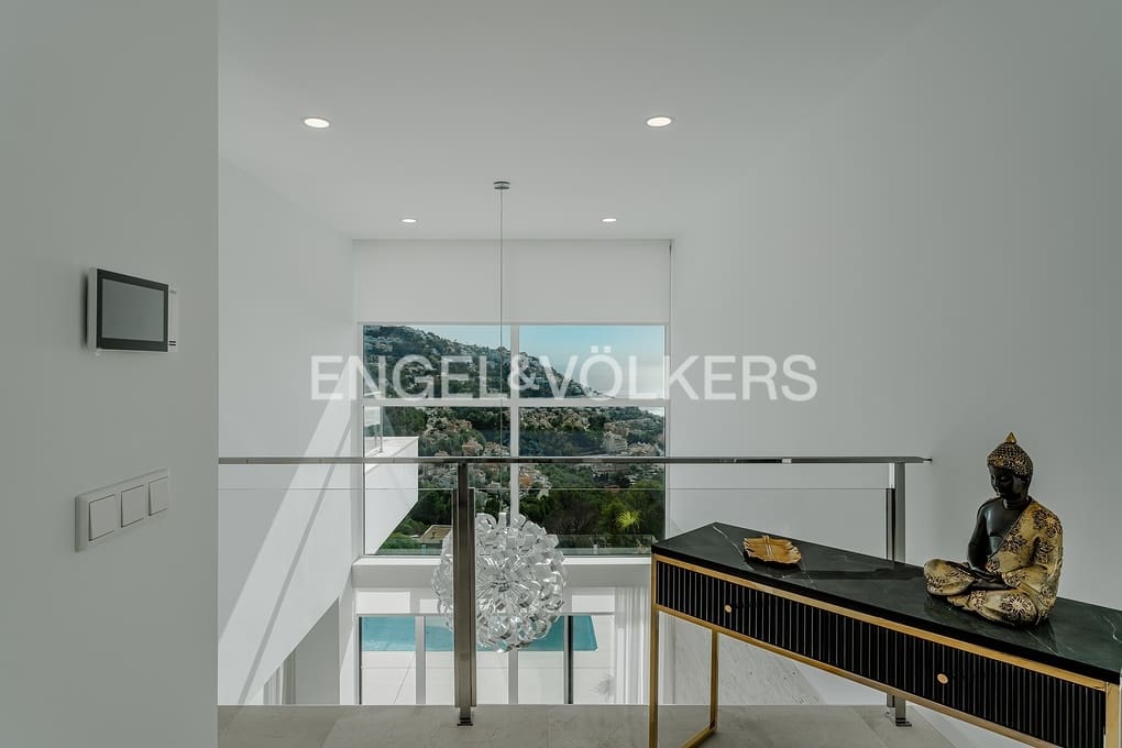 3 soveværelse Villa til salg i Altea med swimmingpool garage - € 2.075.000 (Ref: 9325393)