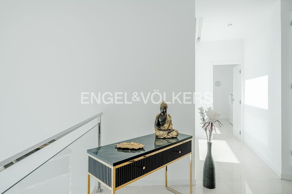 3 soveværelse Villa til salg i Altea med swimmingpool garage - € 2.075.000 (Ref: 9325393)