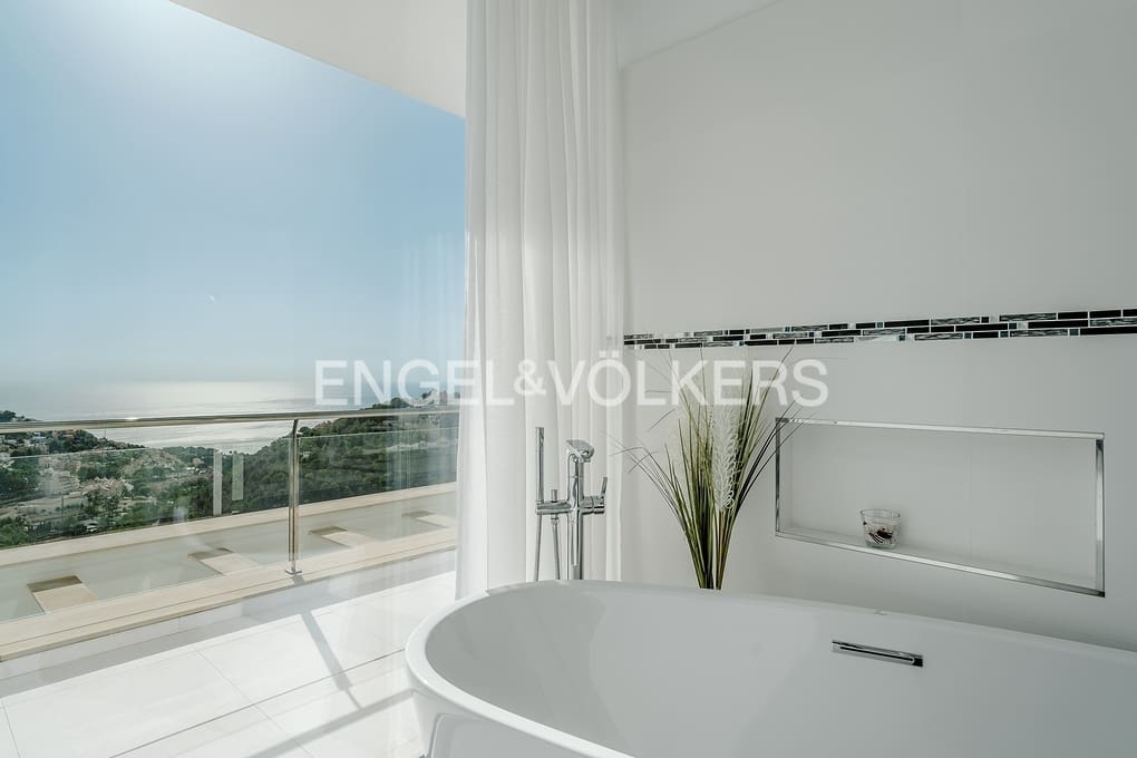 3 soveværelse Villa til salg i Altea med swimmingpool garage - € 2.075.000 (Ref: 9325393)