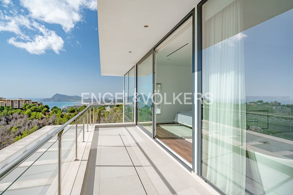 3 soveværelse Villa til salg i Altea med swimmingpool garage - € 2.075.000 (Ref: 9325393)