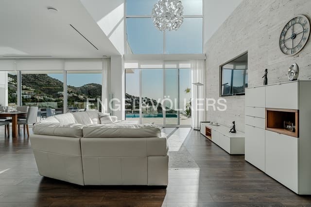 3 soveværelse Villa til salg i Altea med swimmingpool garage - € 2.075.000 (Ref: 9325393)